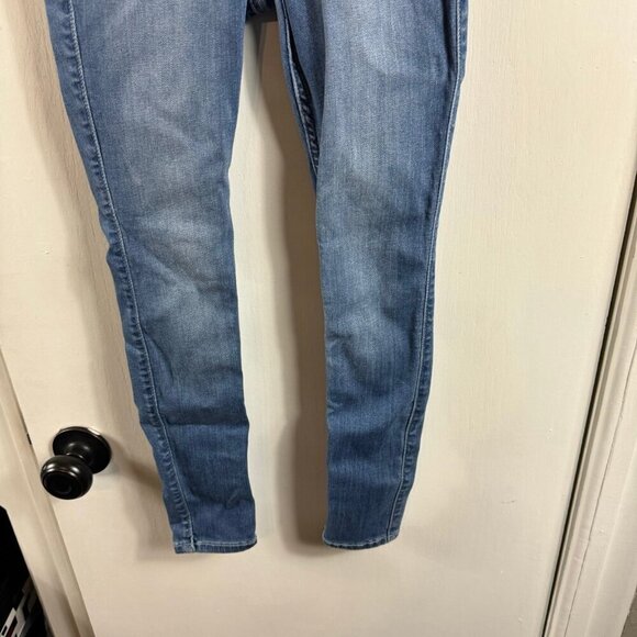 Hollister curvy ultra high rise jean leggings medium wash.  Sz 23x24 - Picture 3 of 7